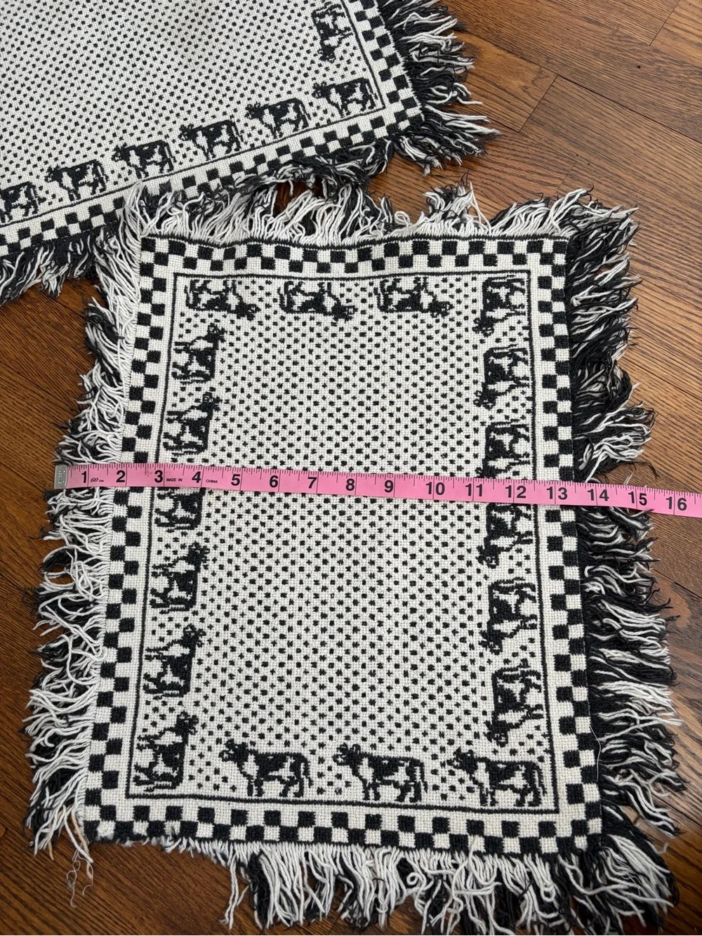 Set Of 2 Black And White Country Cow Reversible Woven Frayed Kitchen Placemats